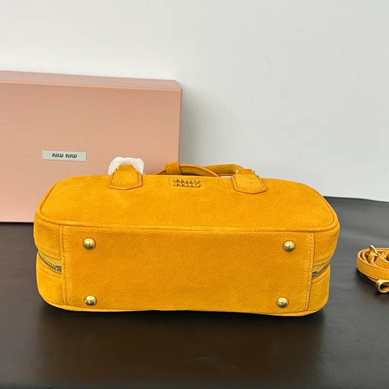 All categories Official website "Brand Women's Bags" Women's Bags 💙 miumiu 2025 new miumiu handbags