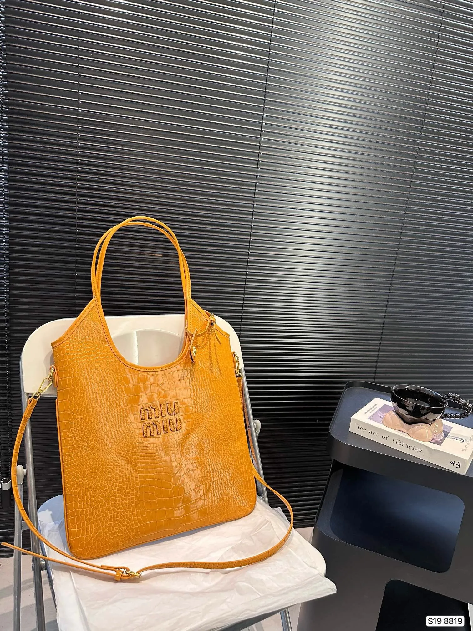 All categories Official website "Brand Women's Bags" Women's Bags 💙 miumiu 2024 new MIUMIU handbags