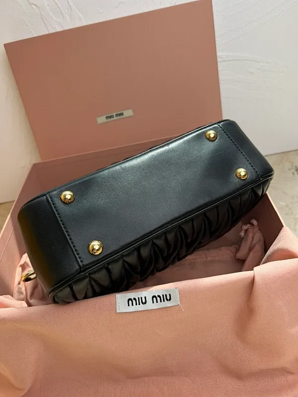 All Categories Official Website "Brand Women's Bags" Women's Bags 💙 miumiu 2026 Official Website MIUMIU Crossbody Bag