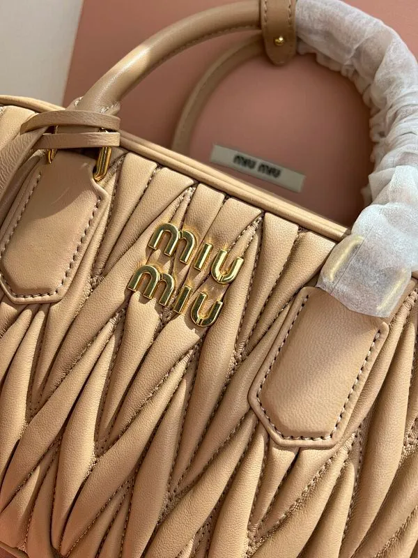All Categories Official Website "Brand Women's Bags" Women's Bags 💙 miumiu 2026 Official Website MIUMIU Crossbody Bag