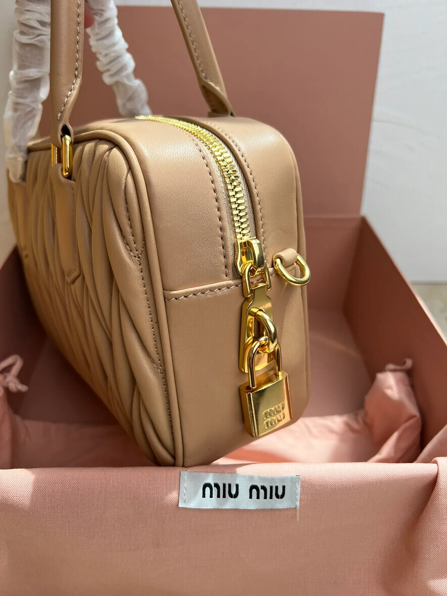 All Categories Official Website "Brand Women's Bags" Women's Bags 💙 miumiu 2026 Official Website MIUMIU Crossbody Bag