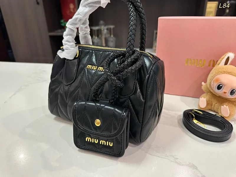 All categories Official website "Brand Women's Bags" Women's Bags 💙 miumiu 2025 new Miumiu pleated pillow bag