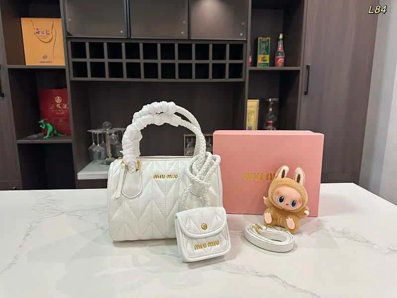 All categories Official website "Brand Women's Bags" Women's Bags 💙 miumiu 2025 new Miumiu pleated pillow bag