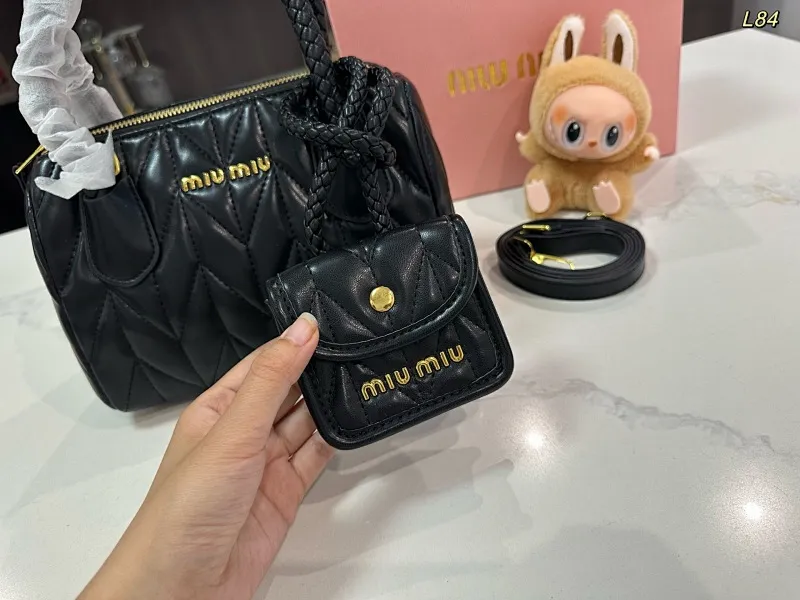 All categories Official website "Brand Women's Bags" Women's Bags 💙 miumiu 2025 new Miumiu pleated pillow bag