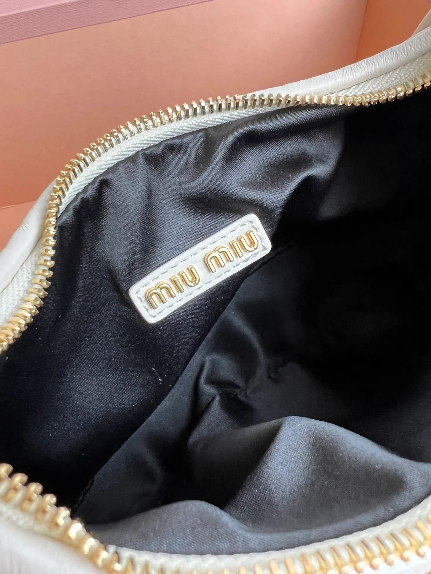 All Categories Official Website "Brand Women's Bags" Women's Bags 💙 miumiu 2026 Official Website MIUMIU Handbags
