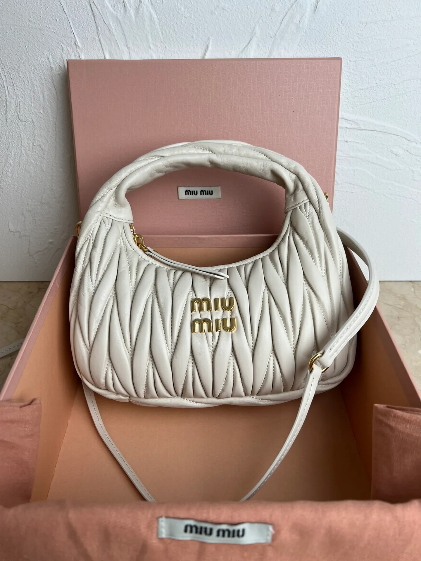 All Categories Official Website "Brand Women's Bags" Women's Bags 💙 miumiu 2026 Official Website MIUMIU Handbags