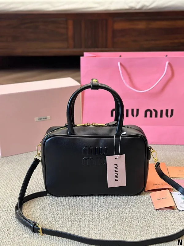 All Categories Official Website "Brand Women's Bags" Women's Bags 💙 miumiu 2024 official website new MIUMIU crossbody bag