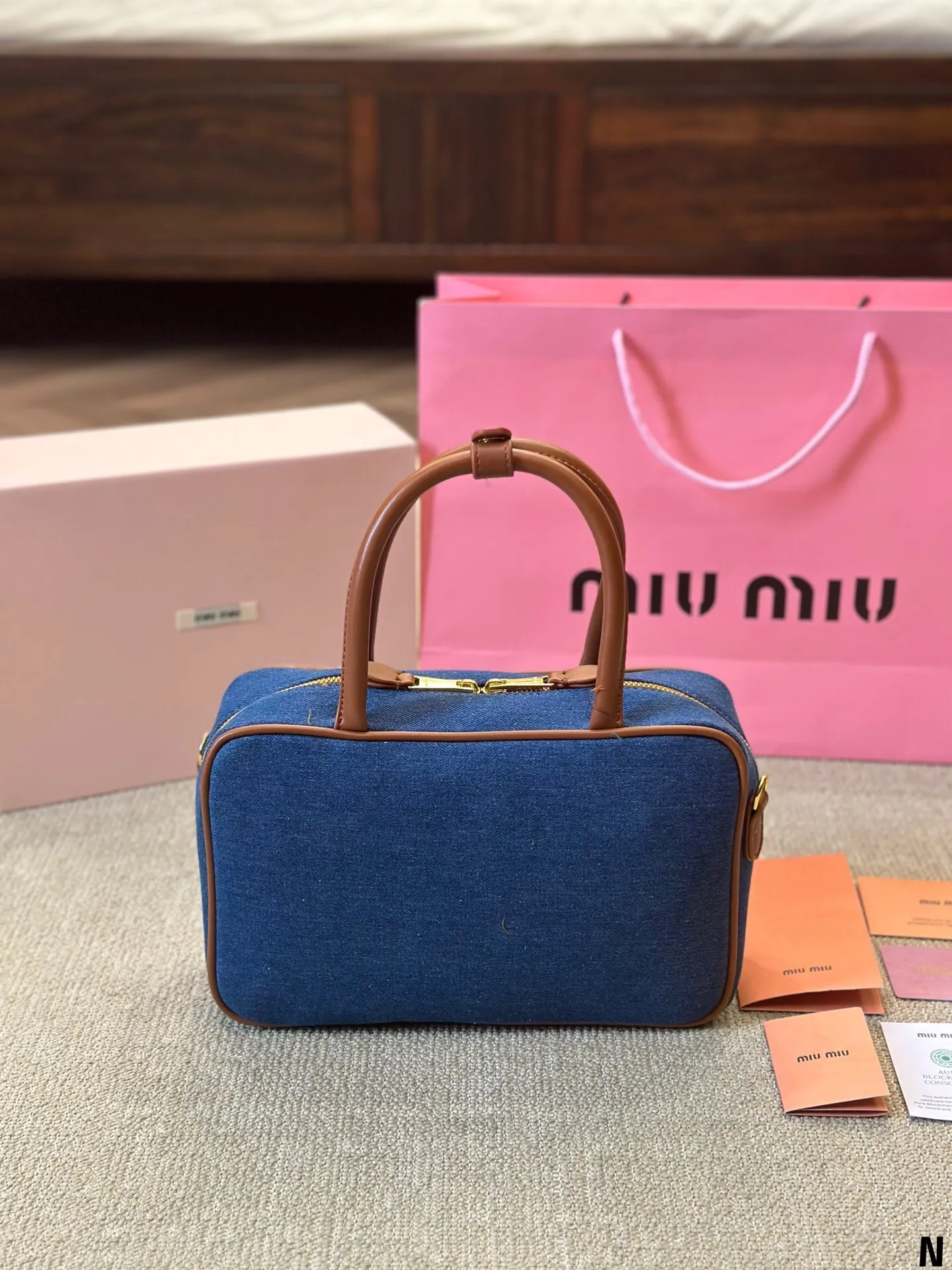 All Categories Official Website "Brand Women's Bags" Women's Bags 💙 miumiu 2024 official website new MIUMIU crossbody bag