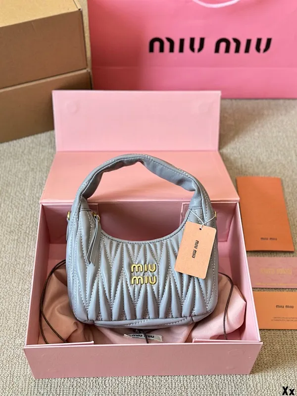 All Categories Official Website "Brand Women's Bags" Women's Bags 💙 miumiu 2024 official website new MIUMIU crossbody bag