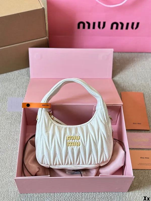 All Categories Official Website "Brand Women's Bags" Women's Bags 💙 miumiu 2024 official website new MIUMIU crossbody bag