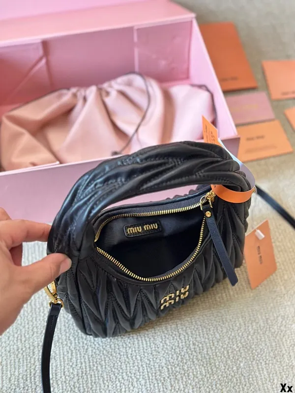 All Categories Official Website "Brand Women's Bags" Women's Bags 💙 miumiu 2024 official website new MIUMIU crossbody bag
