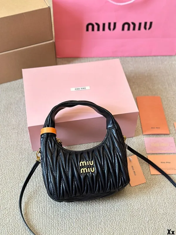 All Categories Official Website "Brand Women's Bags" Women's Bags 💙 miumiu 2024 official website new MIUMIU crossbody bag