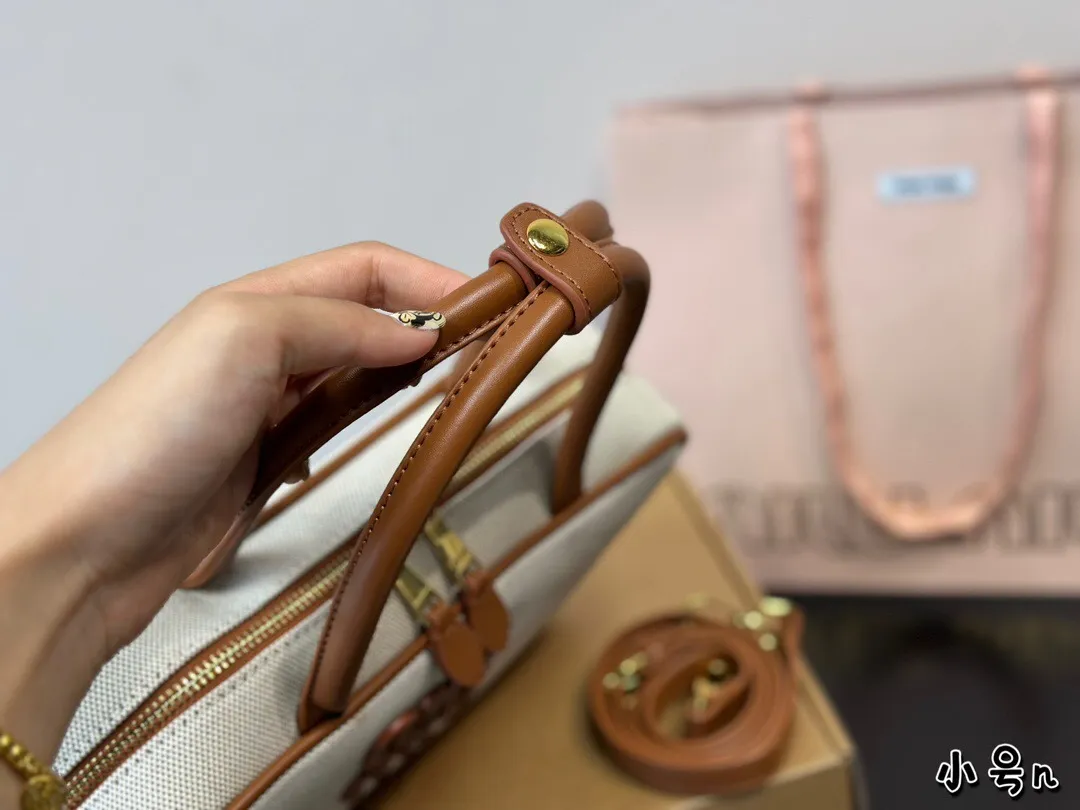 All Categories Official Website "Brand Women's Bags" Women's Bags 💙 miumiu 2024 official website new MIUMIU handbags