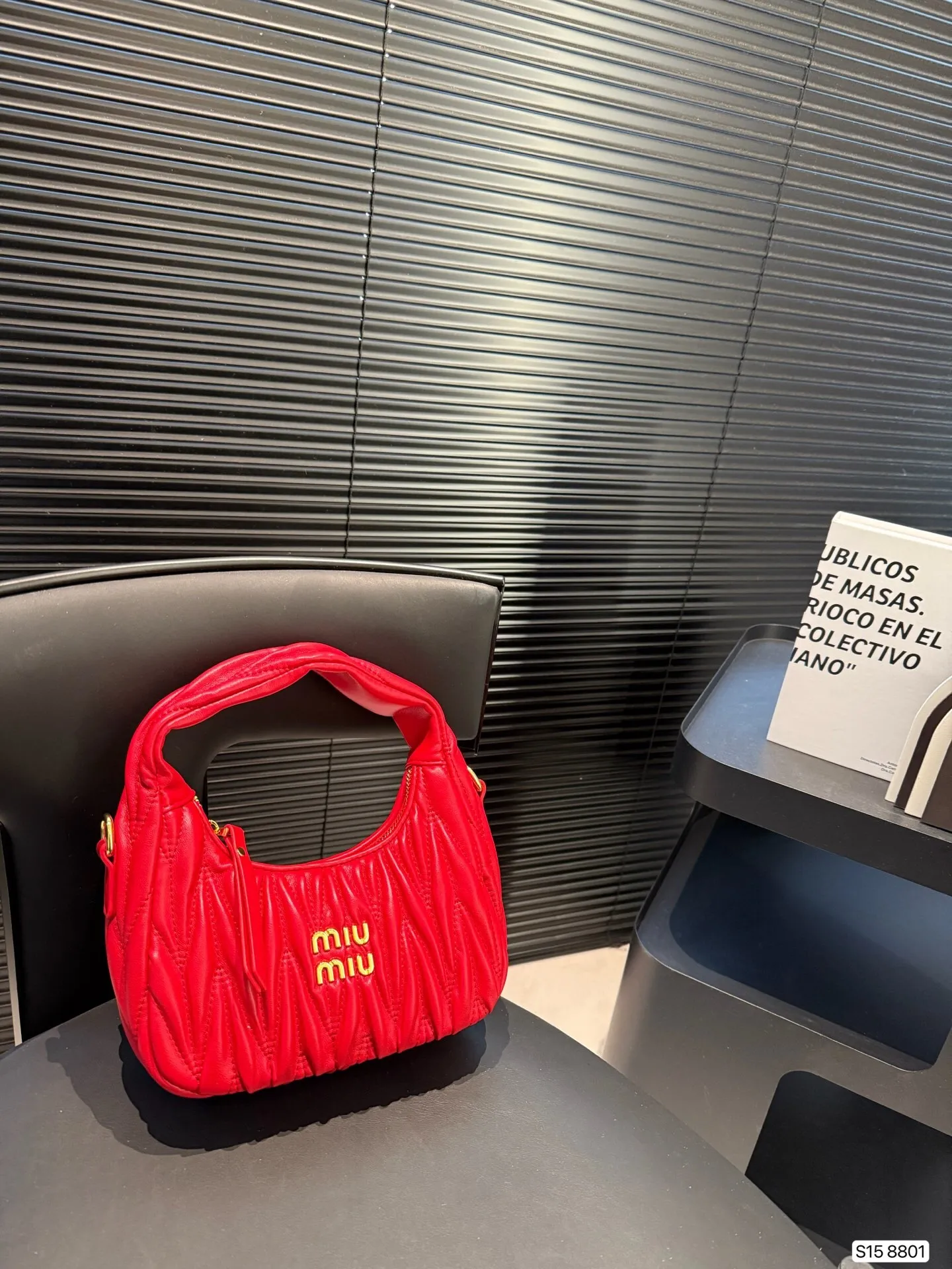 All categories Official website "Brand Women's Bags" Women's Bags 💙 miumiu 2025 new MIUMIU armpit bag