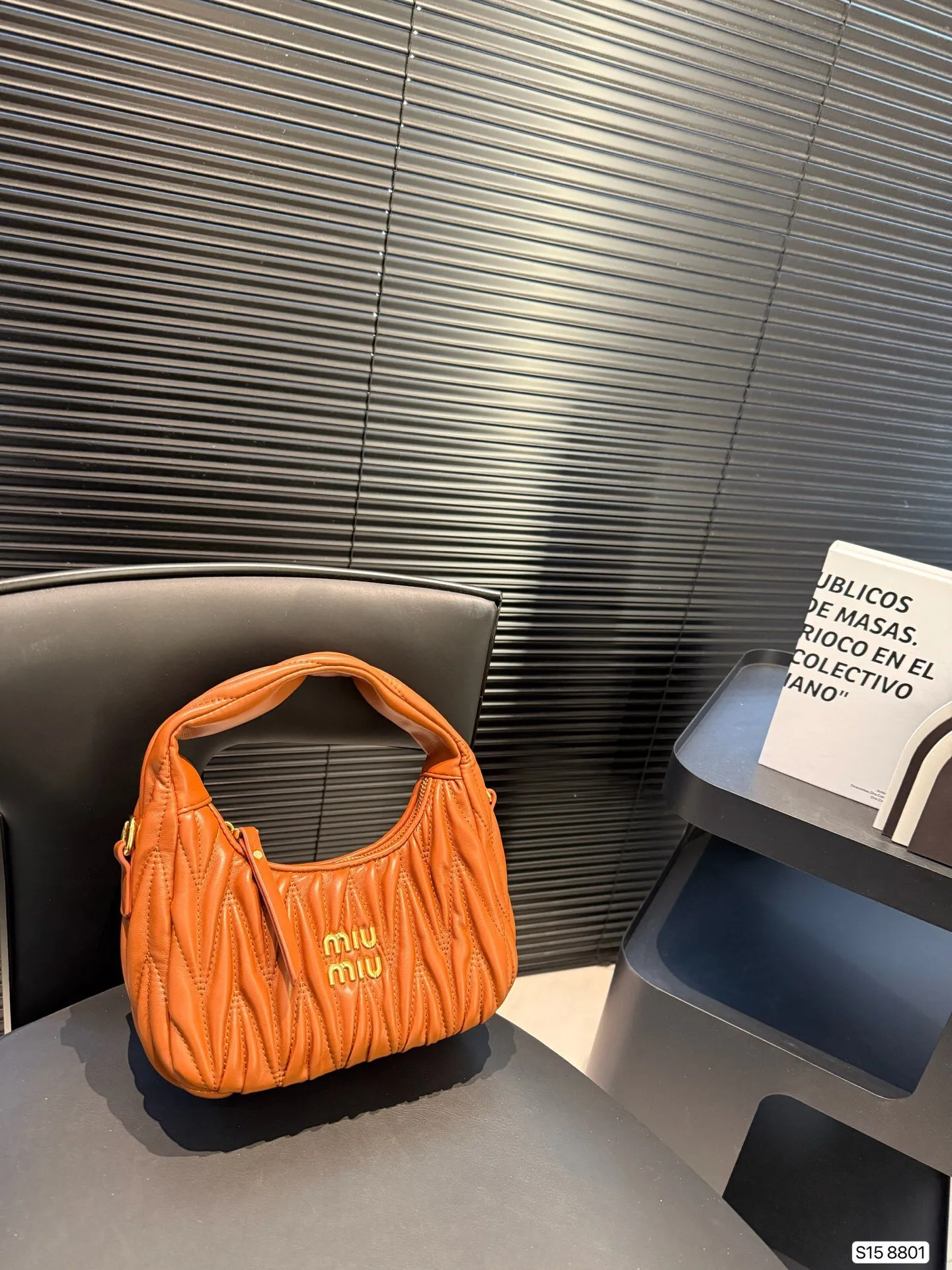 All categories Official website "Brand Women's Bags" Women's Bags 💙 miumiu 2025 new MIUMIU armpit bag