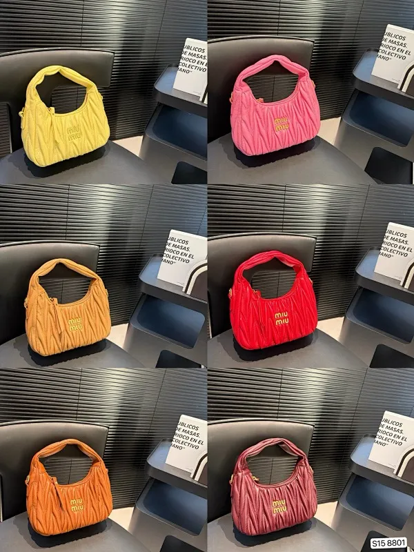 All categories Official website "Brand Women's Bags" Women's Bags 💙 miumiu 2025 new MIUMIU armpit bag