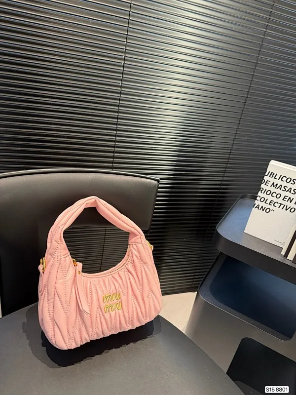 All categories Official website "Brand Women's Bags" Women's Bags 💙 miumiu 2025 new MIUMIU armpit bag