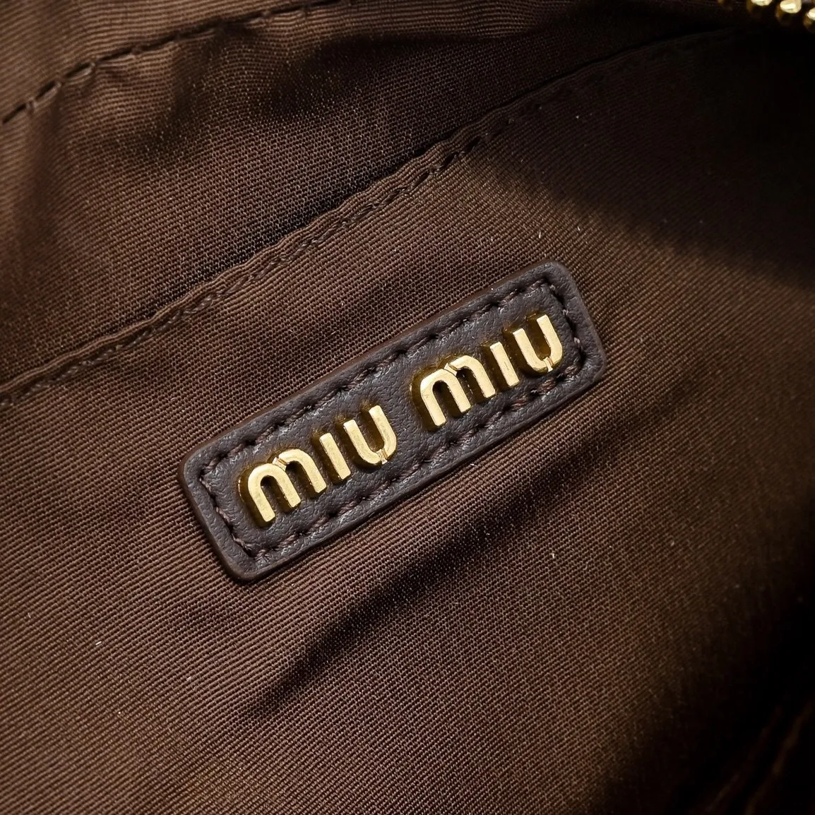 All categories Official website "Brand Women's Bags" Women's Bags 💙 miumiu 2025 new MIUMIU handbags