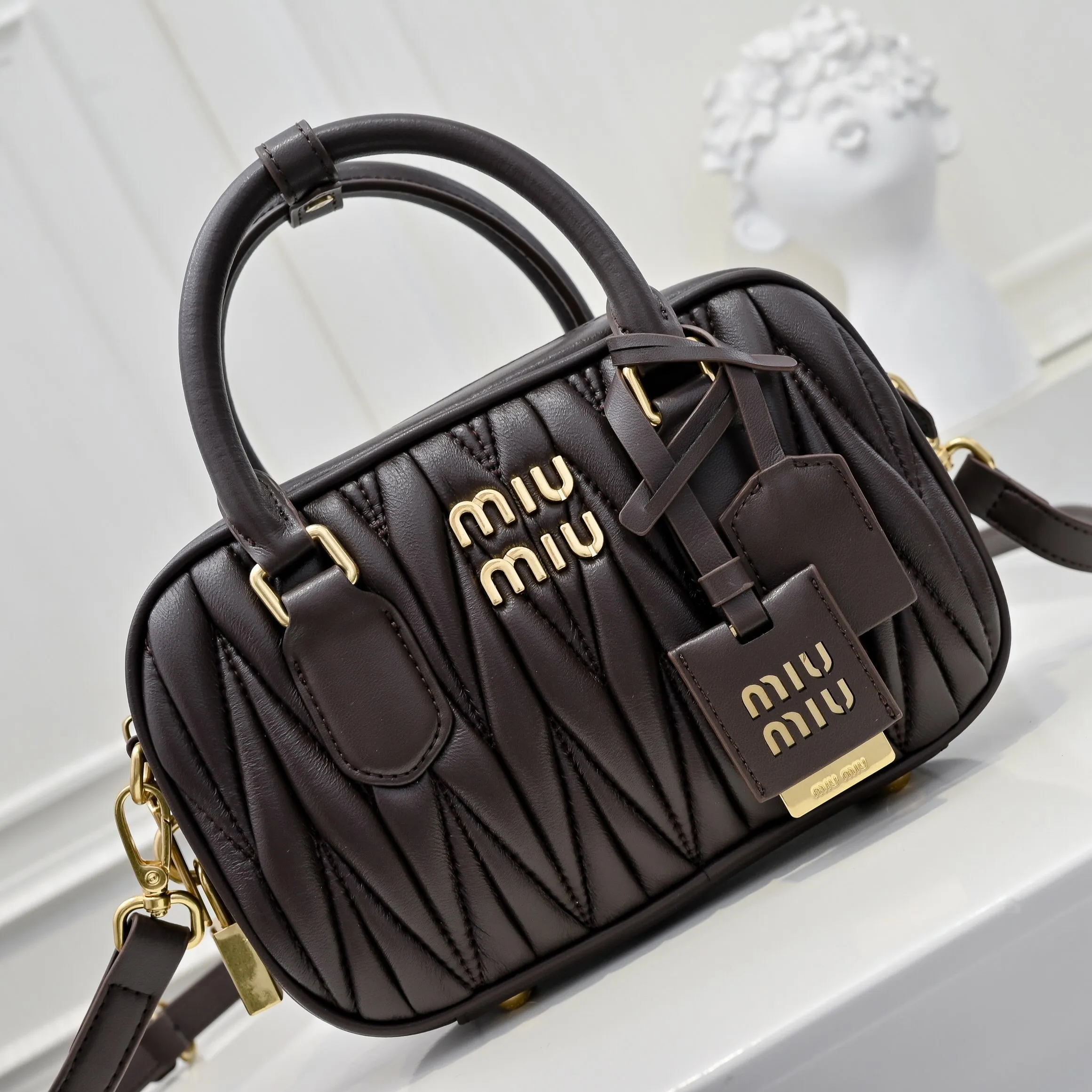 All categories Official website "Brand Women's Bags" Women's Bags 💙 miumiu 2025 new MIUMIU handbags