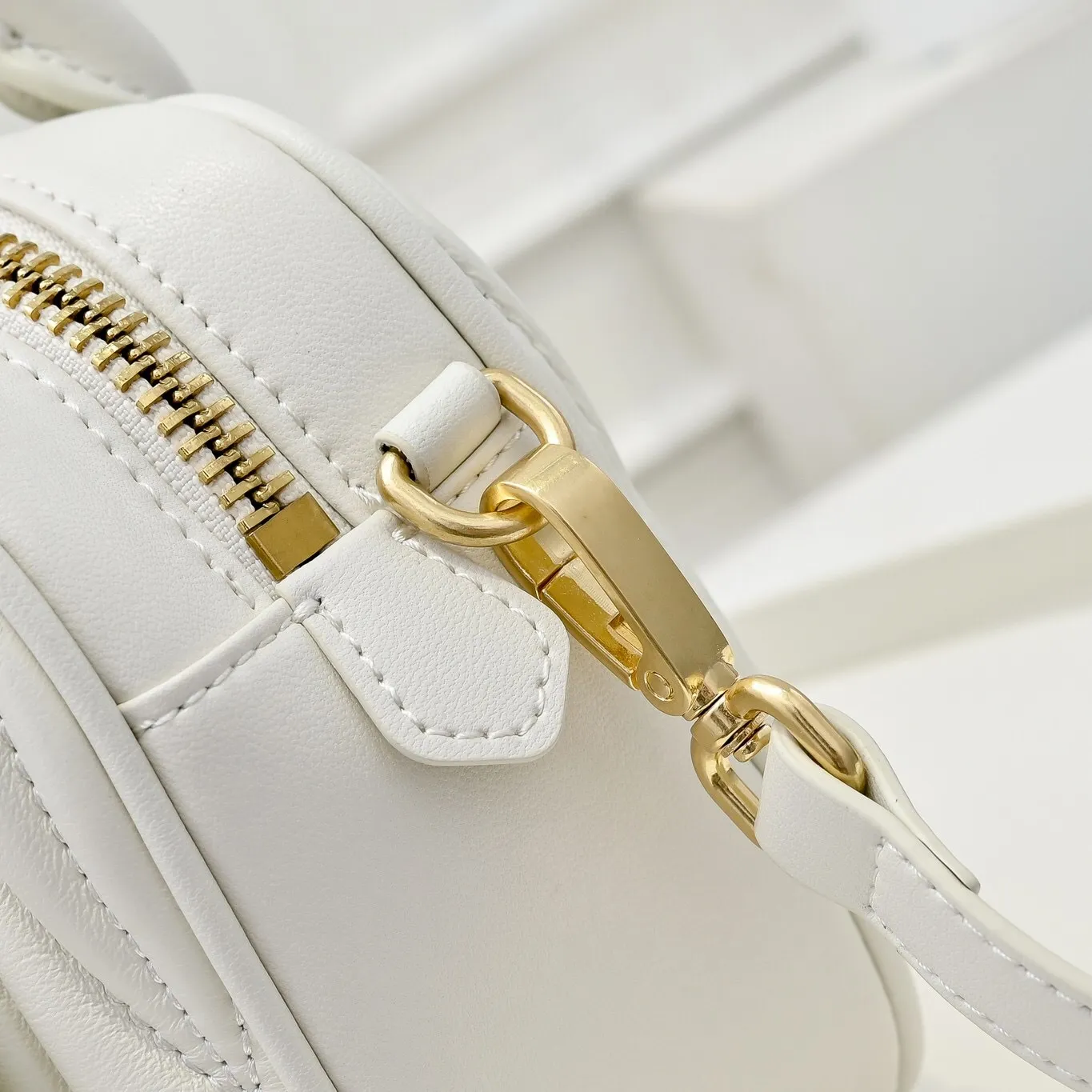 All categories Official website "Brand Women's Bags" Women's Bags 💙 miumiu 2025 new MIUMIU handbags