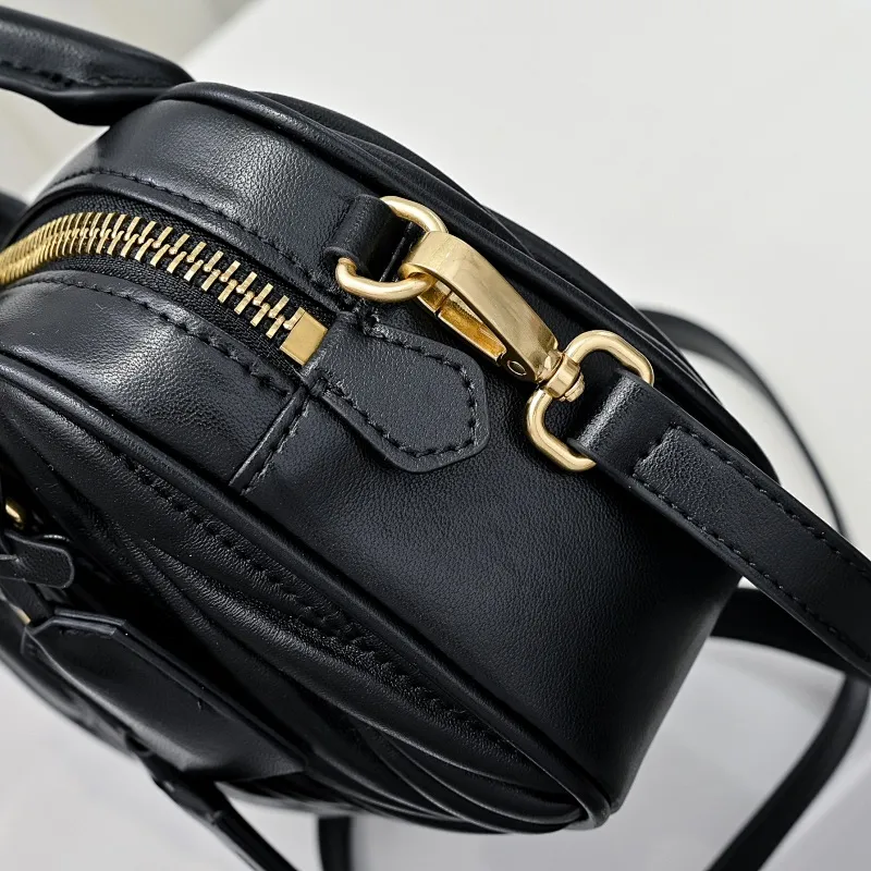All categories Official website "Brand Women's Bags" Women's Bags 💙 miumiu 2025 new MIUMIU handbags
