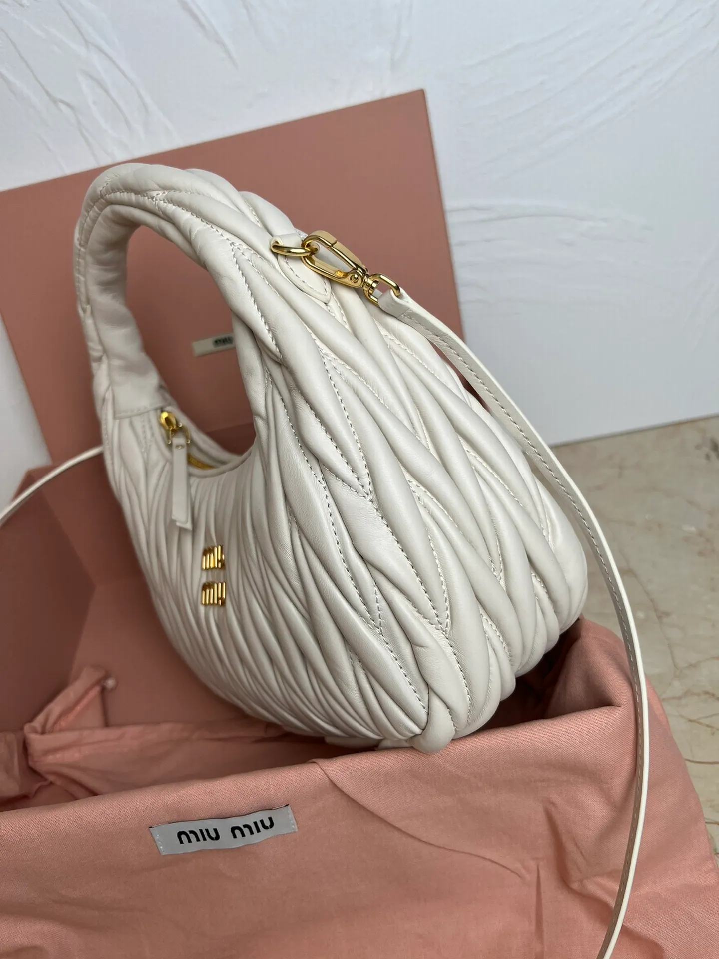 All Categories Official Website "Brand Women's Bags" Women's Bags 💙 miumiu 2026 Official Website MIUMIU Handbags
