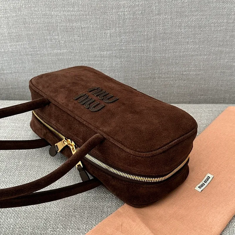 All categories Official website "Brand Women's Bags" Women's Bags 💙 miumiu 2025 new miumiu handbags