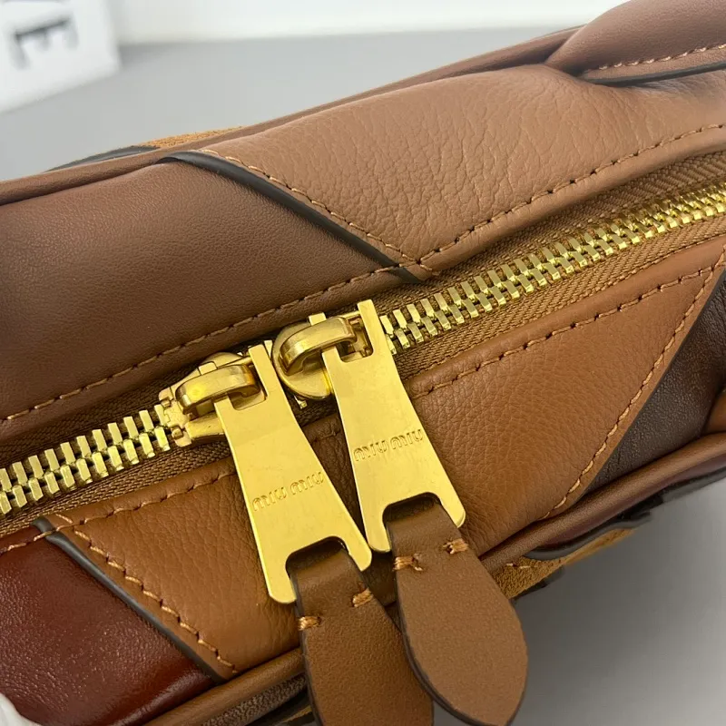All categories Official website "Brand Women's Bags" Women's Bags 💙 miumiu 2025 new miumiu handbags