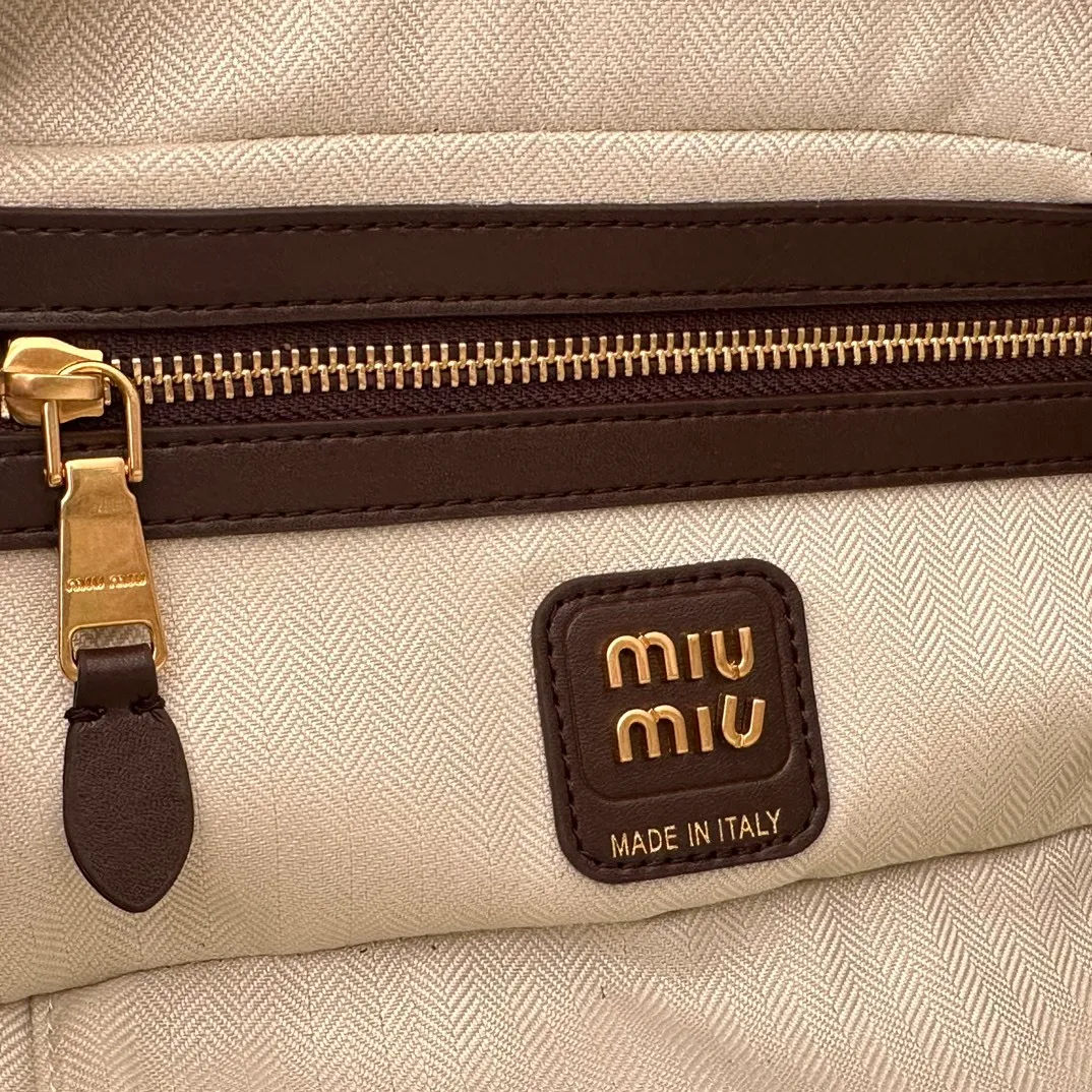 All categories Official website "Brand Women's Bags" Women's Bags 💙 miumiu 2025 new miumiu handbags