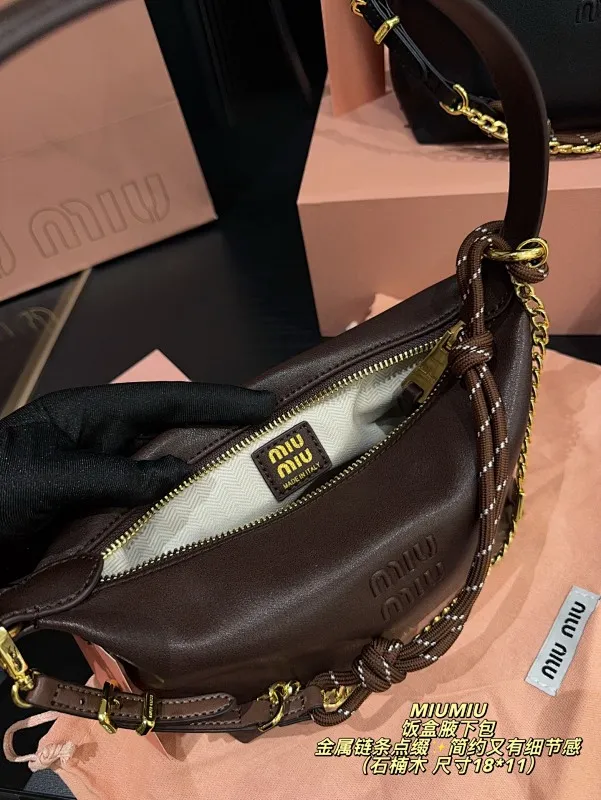 All categories Official website "Brand Women's Bags" Women's Bags 💙 miumiu 2025 new MIUMIU lunch box armpit bag