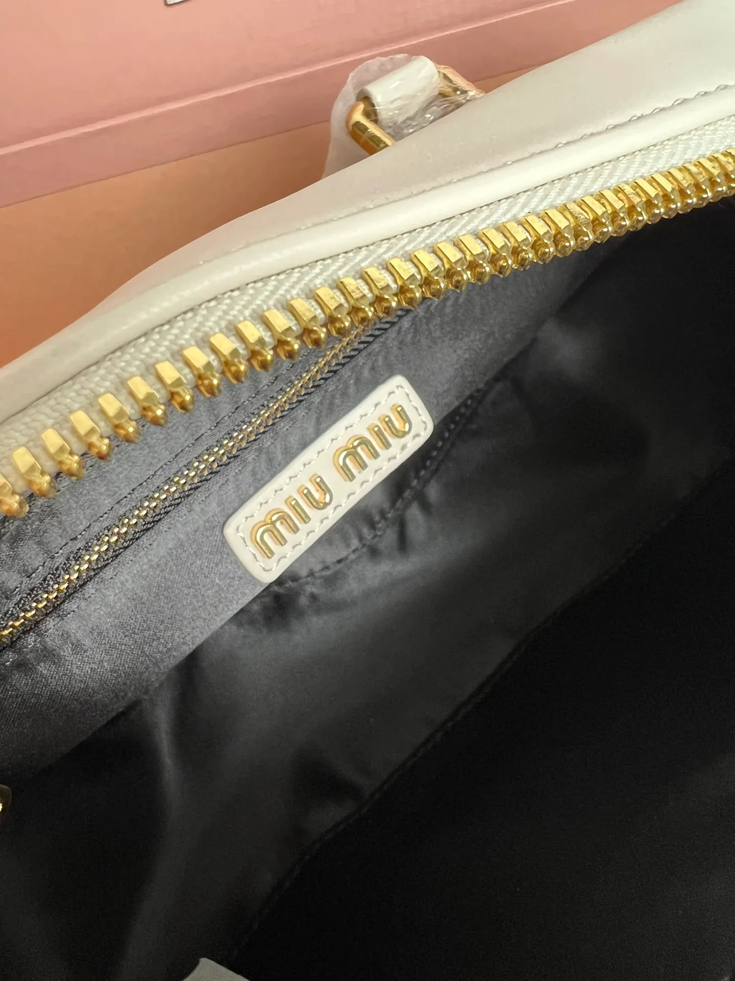 All Categories Official Website "Brand Women's Bags" Women's Bags 💙 miumiu 2026 Official Website MIUMIU Crossbody Bag