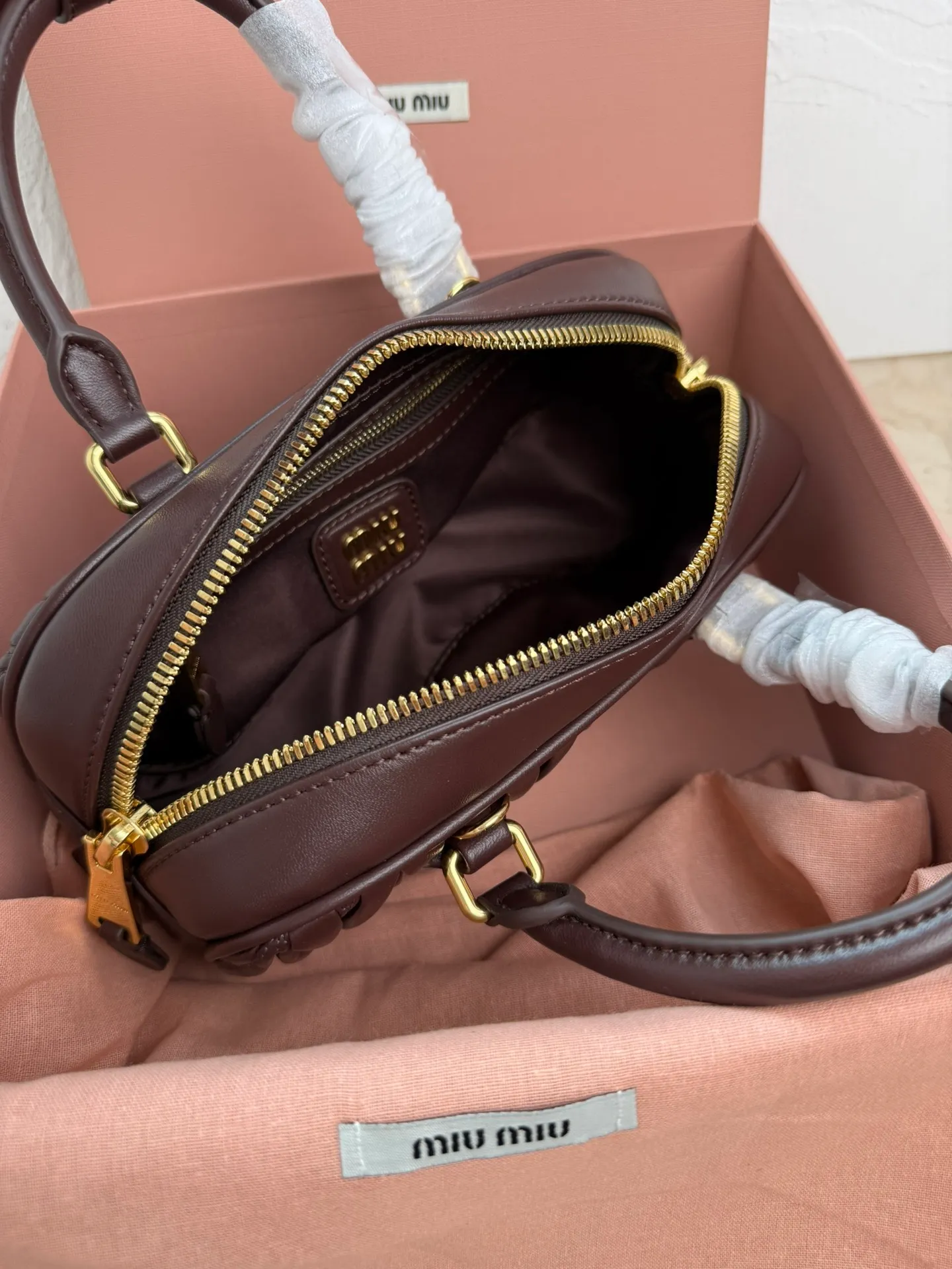 All Categories Official Website "Brand Women's Bags" Women's Bags 💙 miumiu 2026 Official Website MIUMIU Crossbody Bag