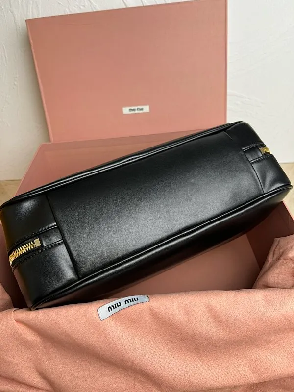 All Categories Official Website "Brand Women's Bags" Women's Bags 💙 miumiu 2026 Official Website MIUMIU Handbags