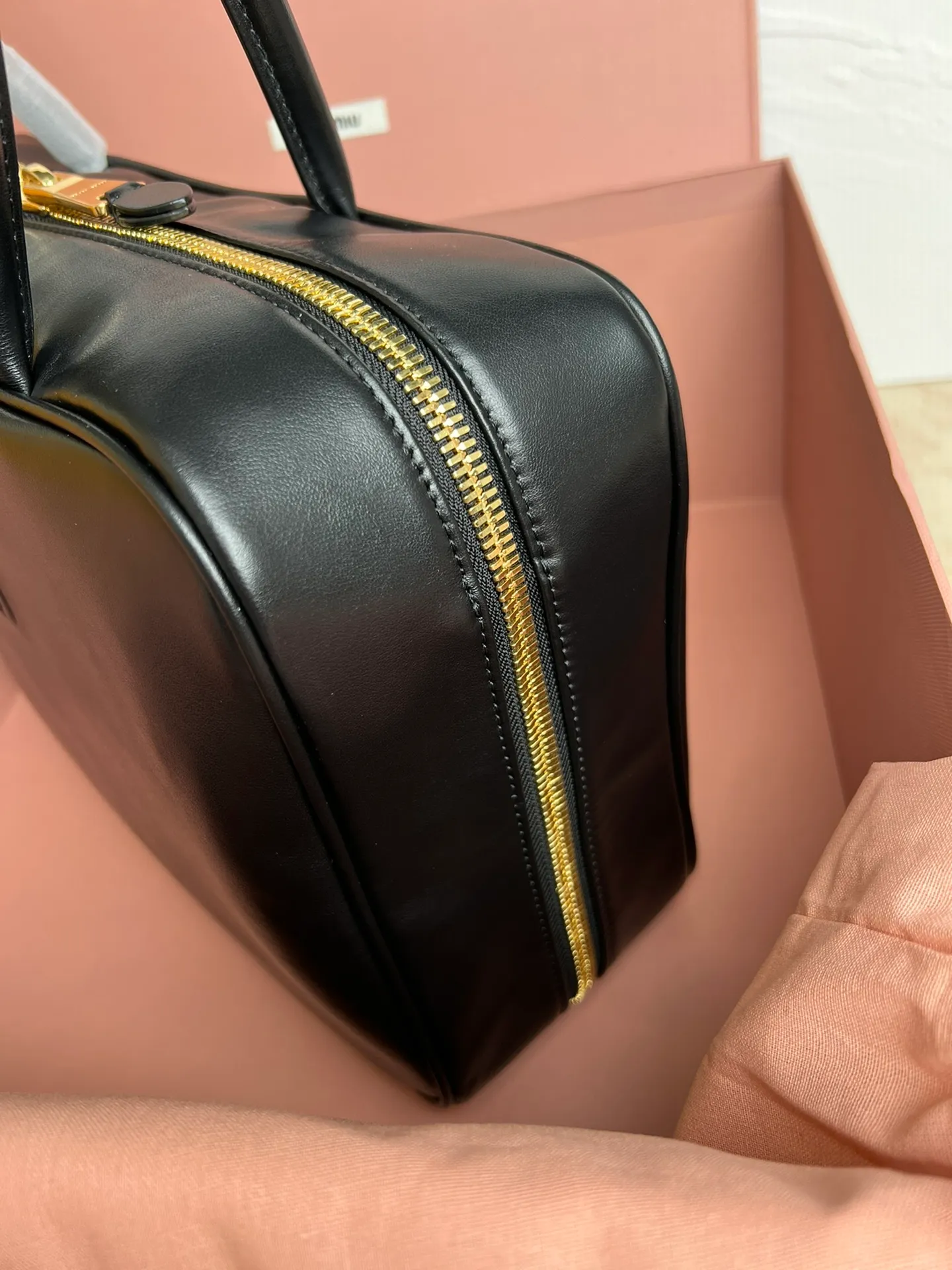 All Categories Official Website "Brand Women's Bags" Women's Bags 💙 miumiu 2026 Official Website MIUMIU Handbags