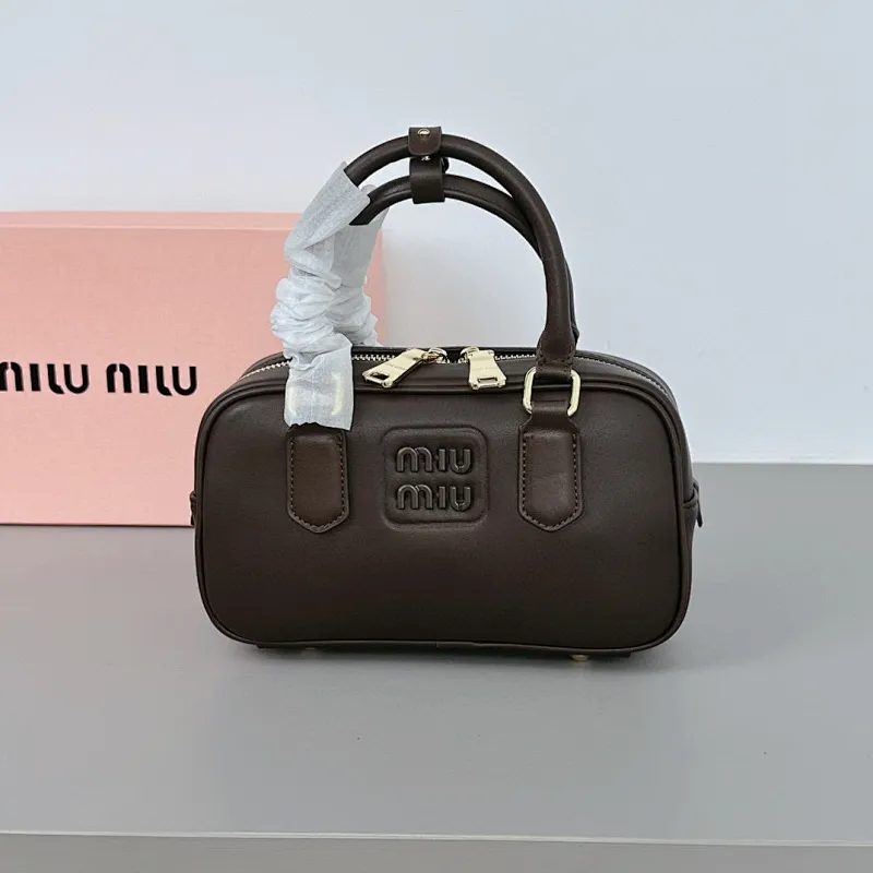 All categories Official website "Brand Women's Bags" Women's Bags 💙 miumiu 2025 new miumiu handbags