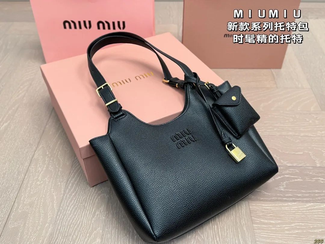 All categories Official website "Brand Women's Bags" Women's Bags 💙 miumiu 2025 new miumiu handbags