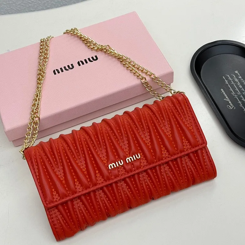 All categories Official website "Brand Women's Bags" Women's Bags 💙 miumiu 2025 new MIUMIU crossbody bag