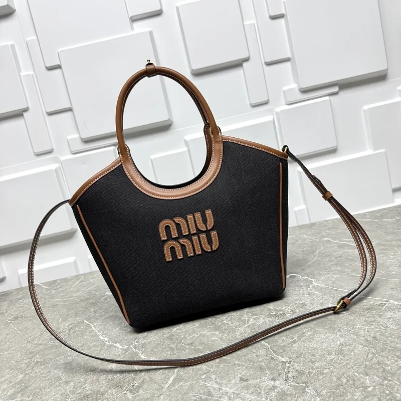 All Categories Official Website "Brand Women's Bags" Women's Bags 💙 miumiu 2026 Official Website miumiu Isetan Limited Tote Bag