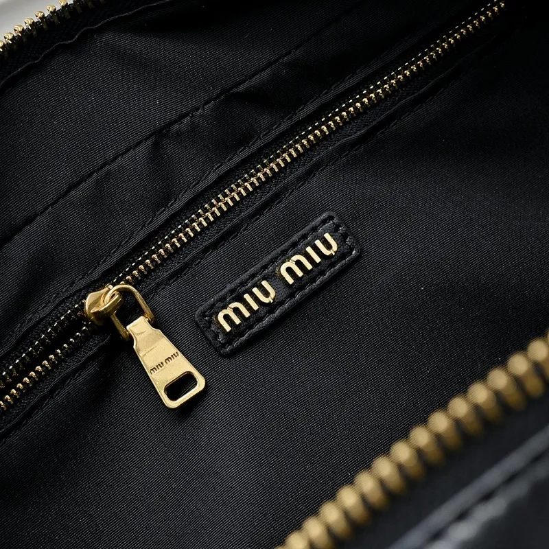 All categories Official website "Brand Women's Bags" Women's Bags 💙 miumiu 2025 new MIUMIU handbags