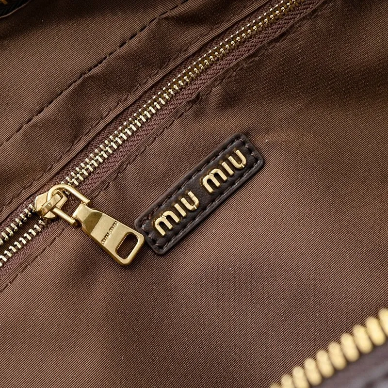 All categories Official website "Brand Women's Bags" Women's Bags 💙 miumiu 2025 new MIUMIU handbags