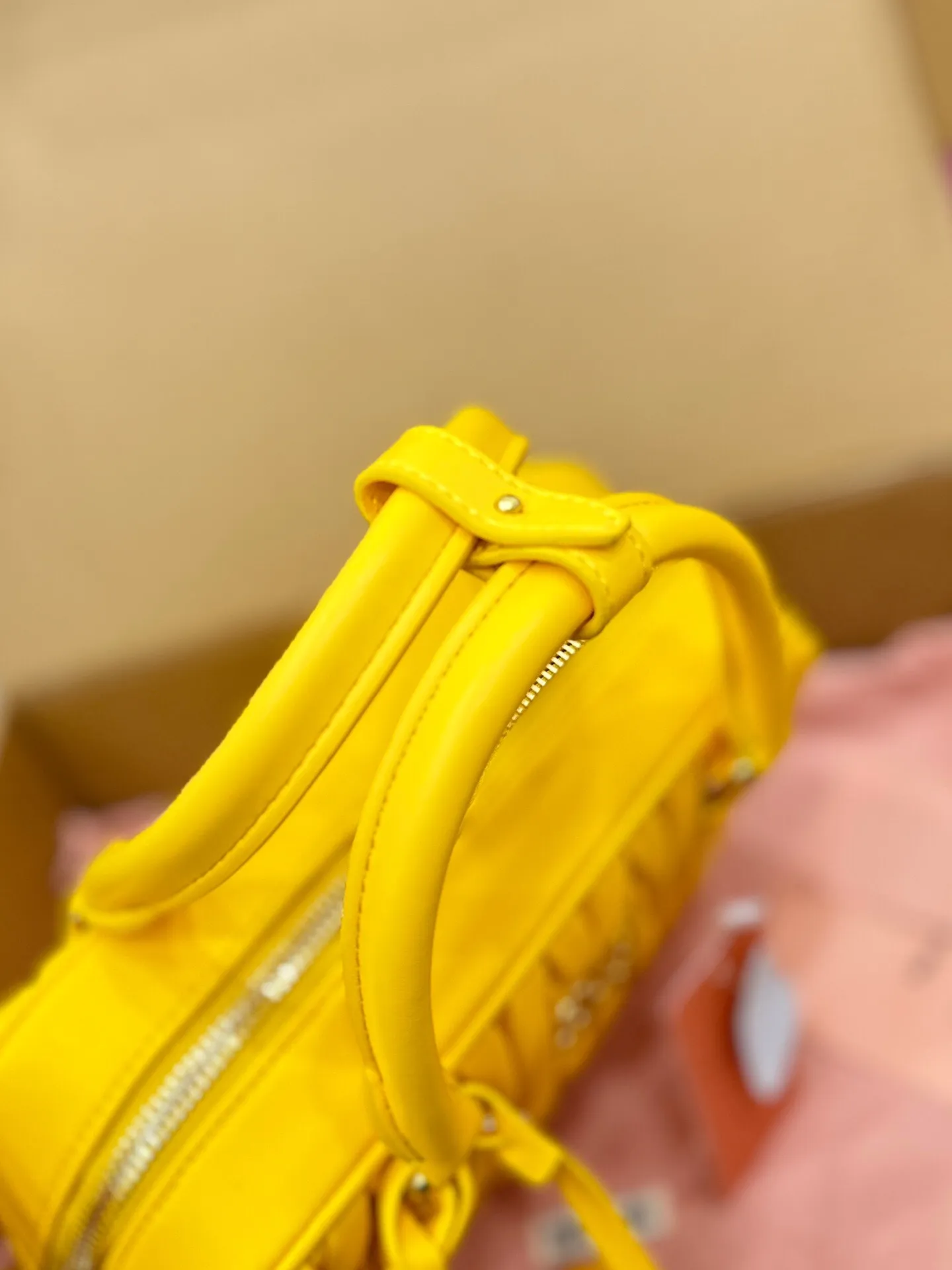 All categories Official website "Brand Women's Bags" Women's Bags 💙 miumiu 2024 new MIUMIU handbags