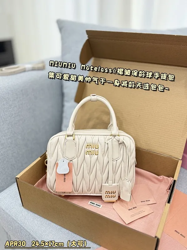All categories Official website "Brand Women's Bags" Women's Bags 💙 miumiu 2024 new MIUMIU handbags