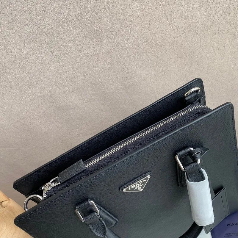 All Categories 💚 Top Version Men’s Bags 💚 PRADA 2024 New Prada Crossbody Bag