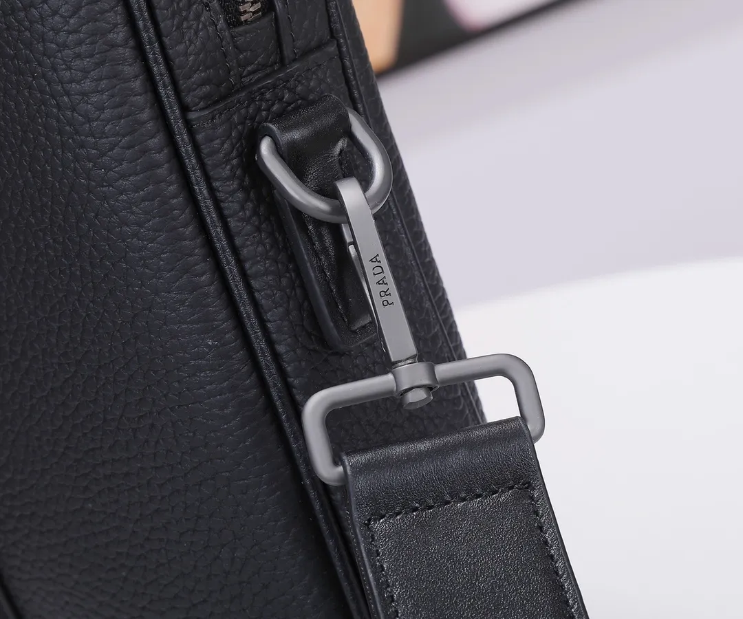All categories 💚 Top version men’s bag 💚 PRADA 2023 official latest version PRADA briefcase