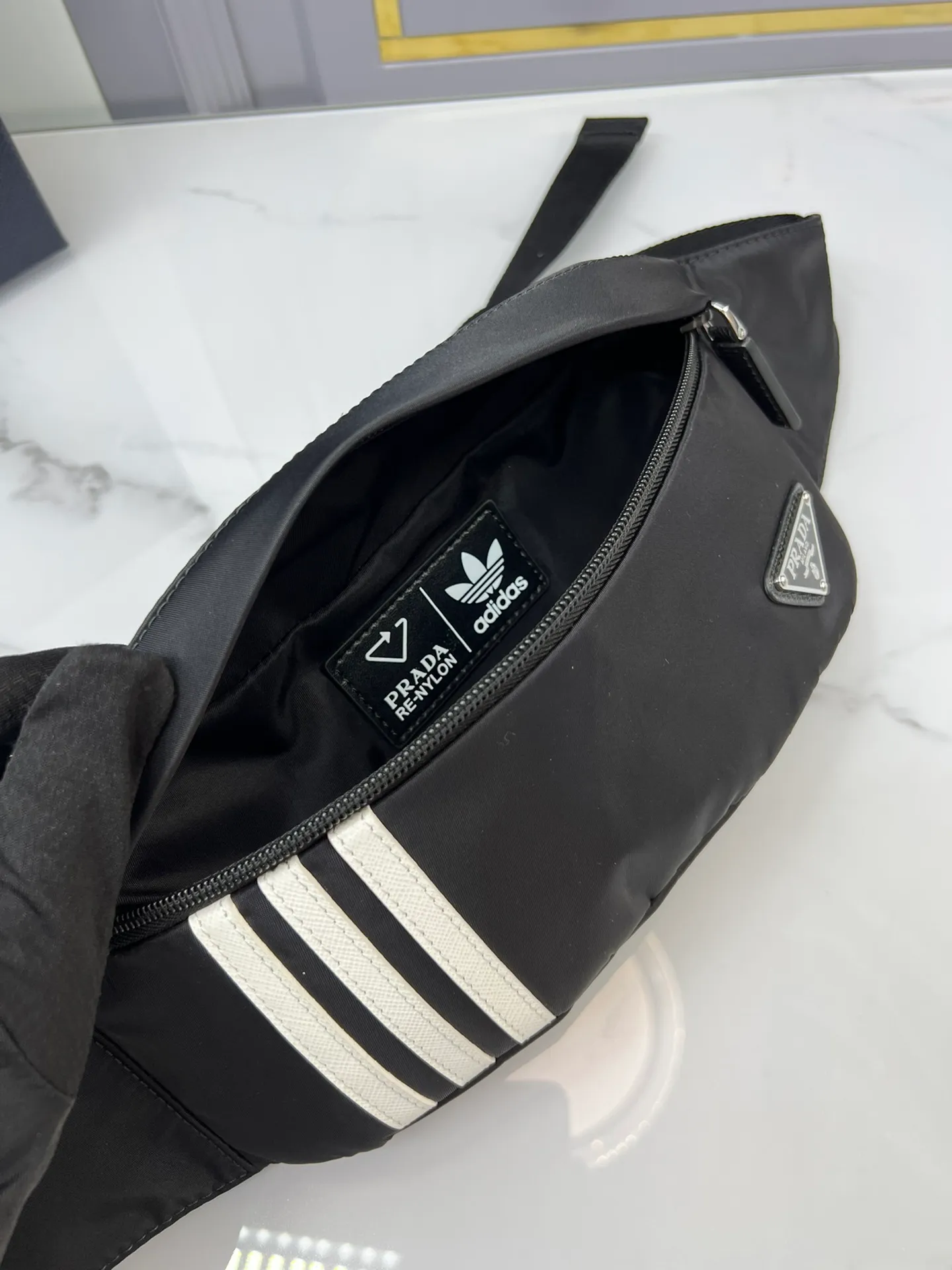 All Categories 💚 Top Version Men’s Bags 💚 PRADA 2023 Official Latest Version PRADA Belt Bag