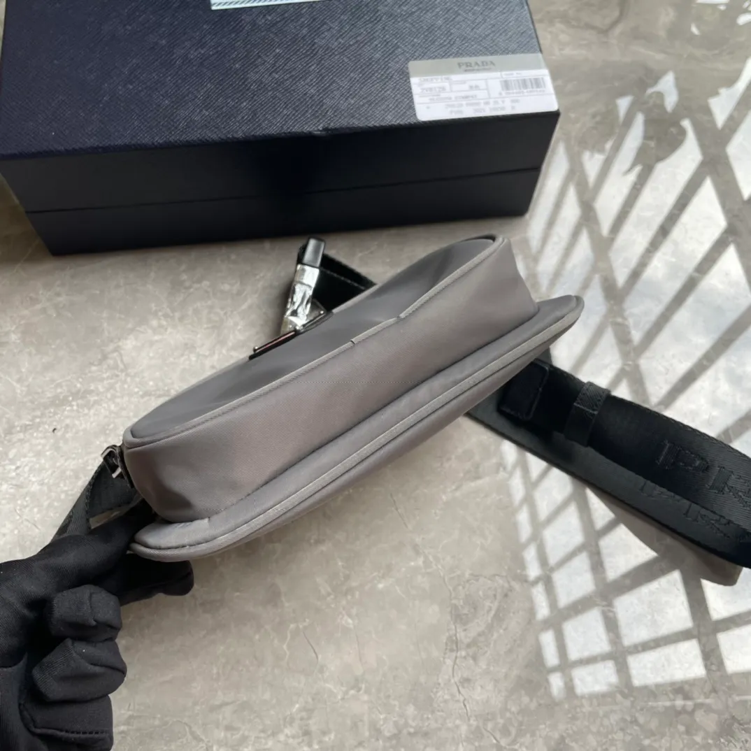 All Categories 💚 Top Version Men’s Bags 💚 PRADA 2023 Official Latest Version PRADA Belt Bag