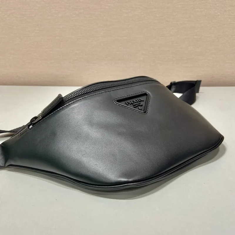 All categories 💚 Top version men’s bags 💚 PRADA 2023 official latest version PRADA full leather waist bag