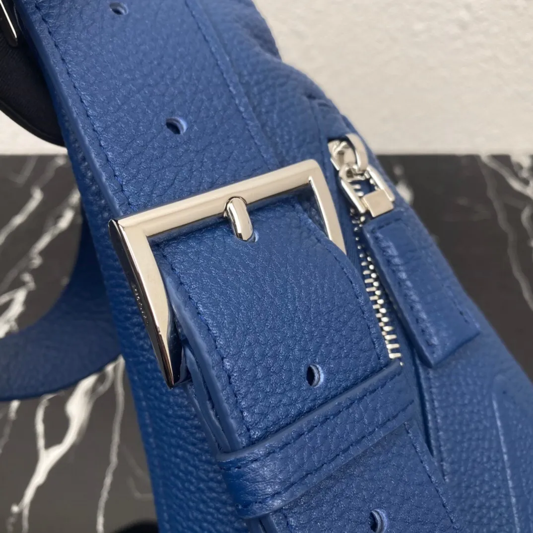 All Categories 💚 Top Version Men’s Bags 💚 PRADA 2025 New Prada Chest Bag