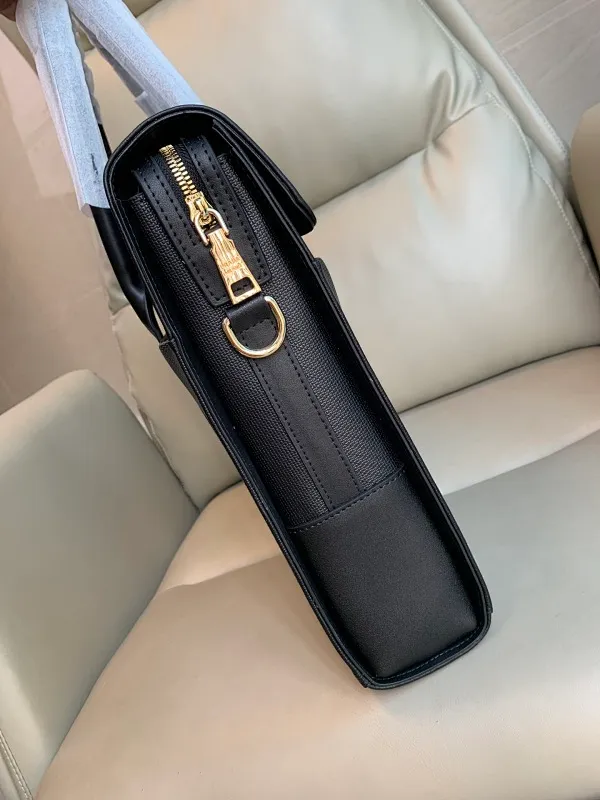 All Categories 💚 Top Version Men’s Bags 💚 PRADA 2024 New Prada Briefcase