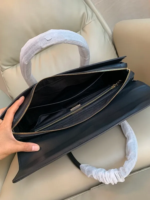 All Categories 💚 Top Version Men’s Bags 💚 PRADA 2024 New Prada Briefcase